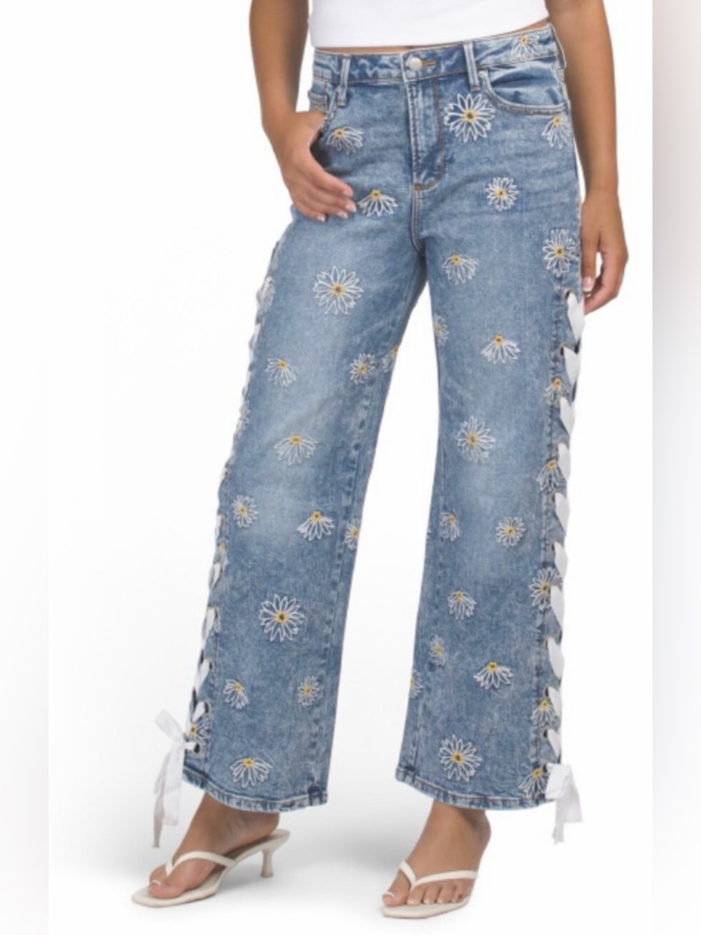Driftwood Lacey Daisy Jeans NWT